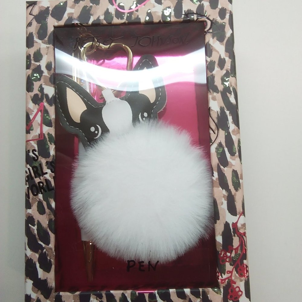 Betsey Johnson New Puppy with Pen